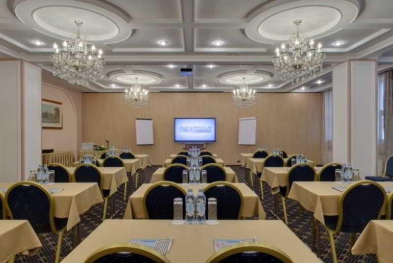 Kazzhol Hotel Astana Exterior foto